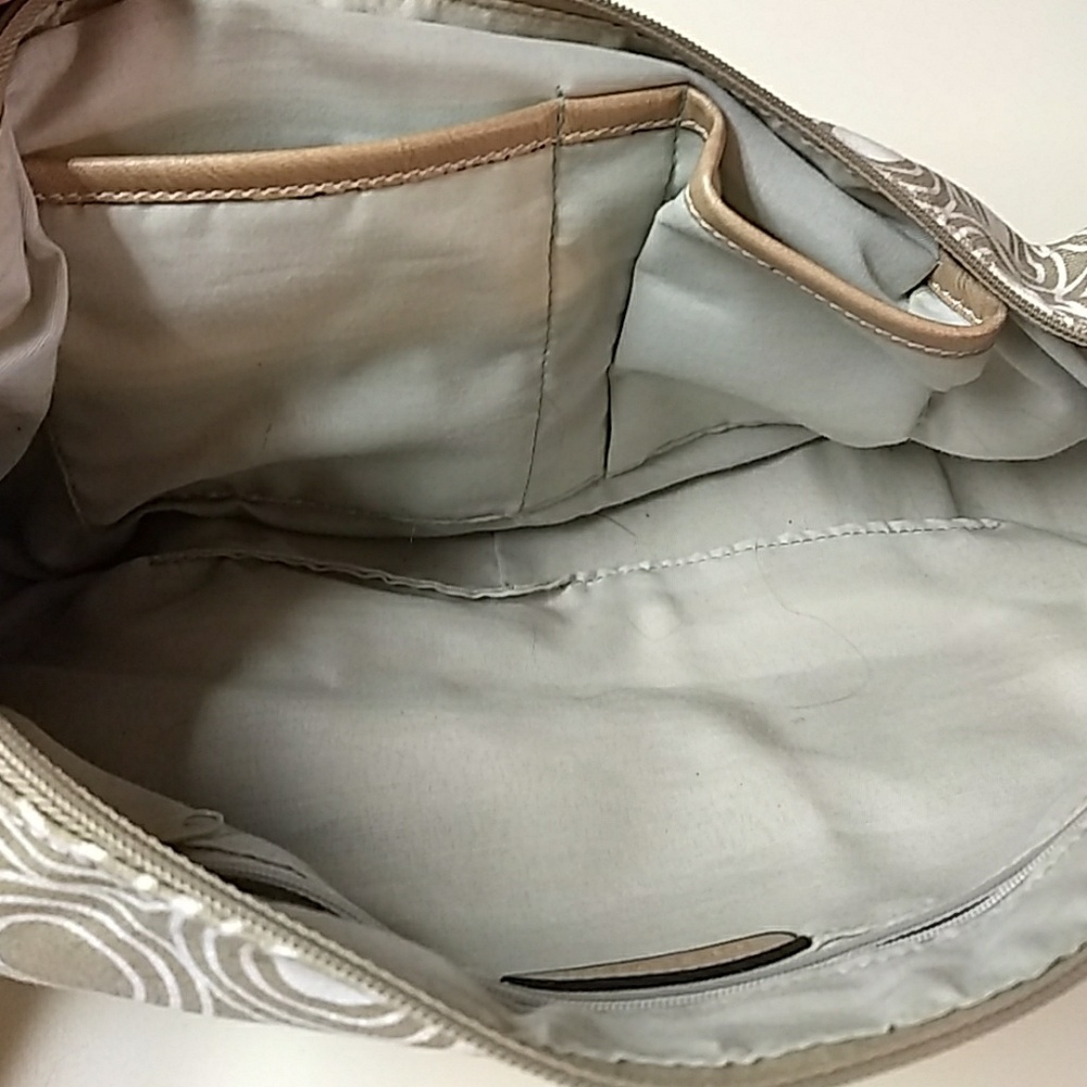 Purse - Picture 4 of 4